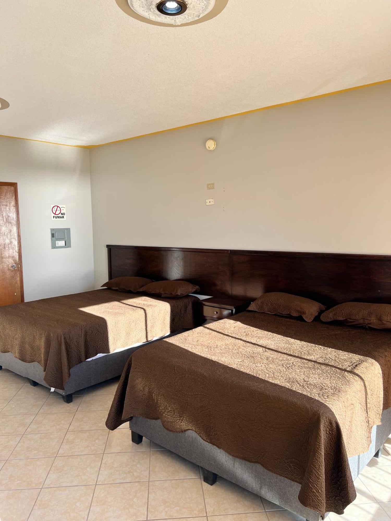 Hotel Los Pinos Inn El Golfo de Santa Clara Luaran gambar